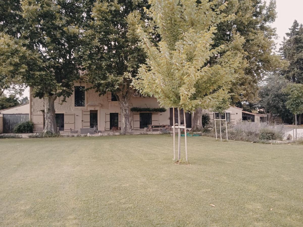 Gite Du Mas De La Finiere ,Avec Spa Interieur Châteaurenard Zewnętrze zdjęcie