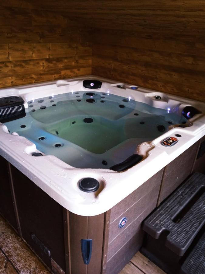 Gite Du Mas De La Finiere ,Avec Spa Interieur Châteaurenard Zewnętrze zdjęcie