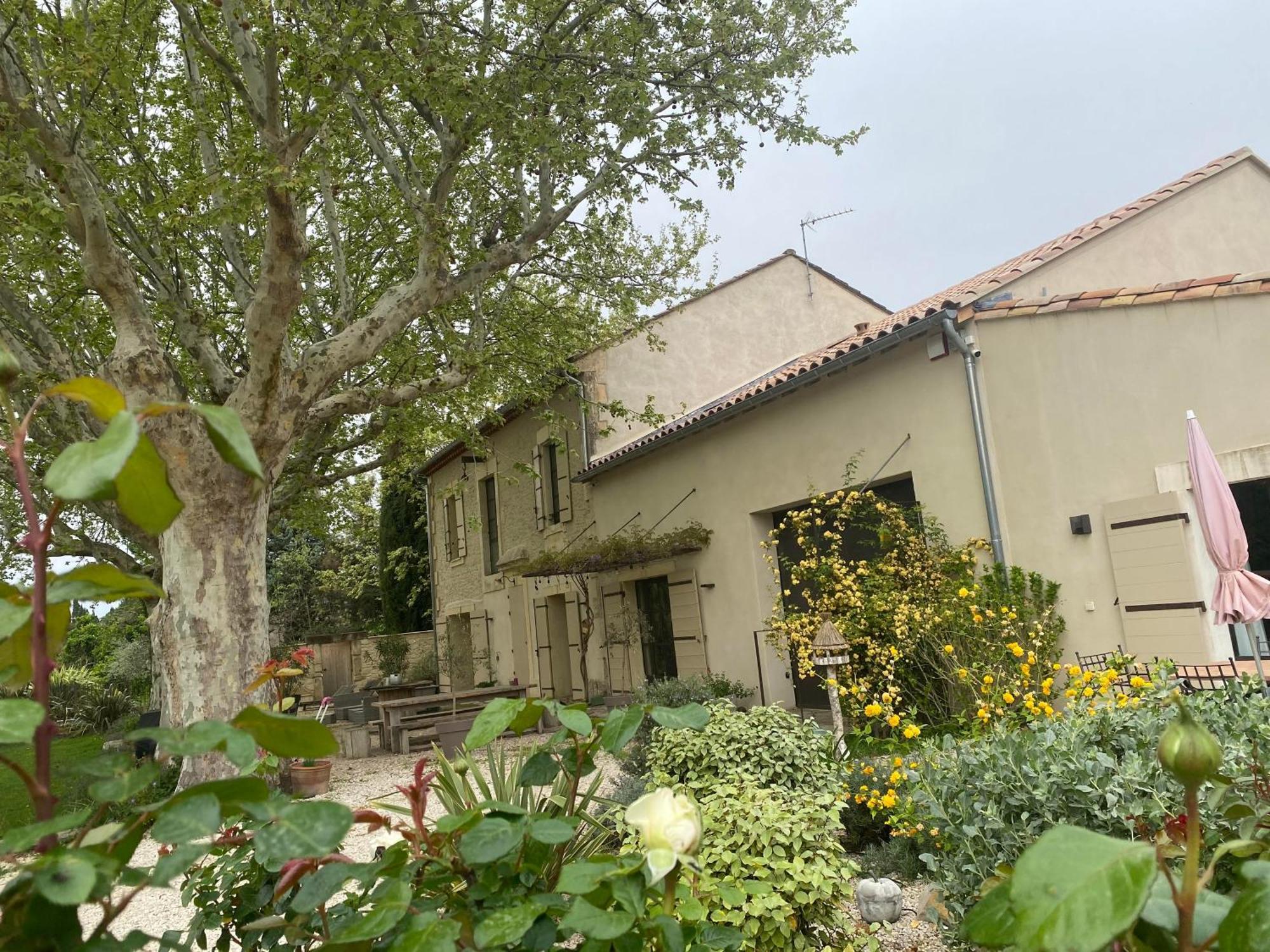 Gite Du Mas De La Finiere ,Avec Spa Interieur Châteaurenard Zewnętrze zdjęcie